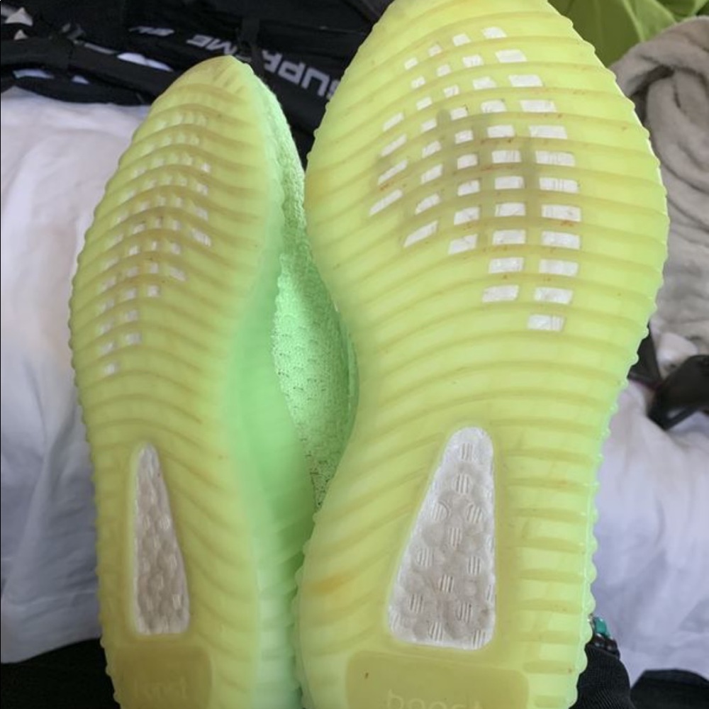 Adidas Yeezy glow in the dark 350